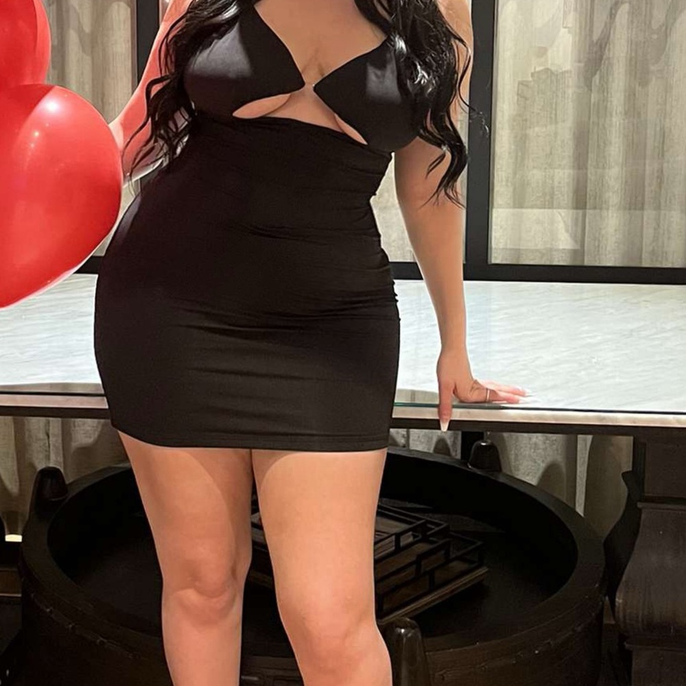 pretty dress use once💗☺️